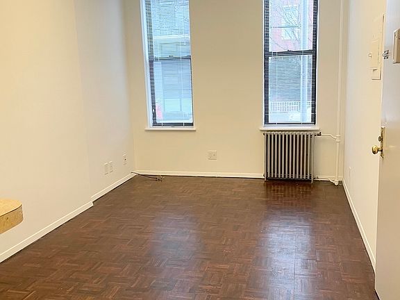 5th image of 5-24 49th Ave #2