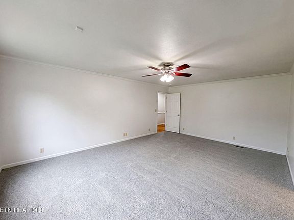 4th image of 3146 Lora Dr