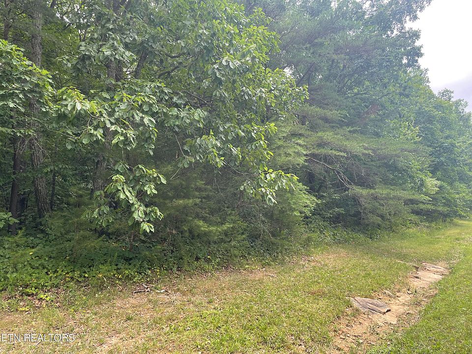 1st image of 176 Dartmoor Dr