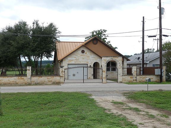 4th image of 364 Pecan Row