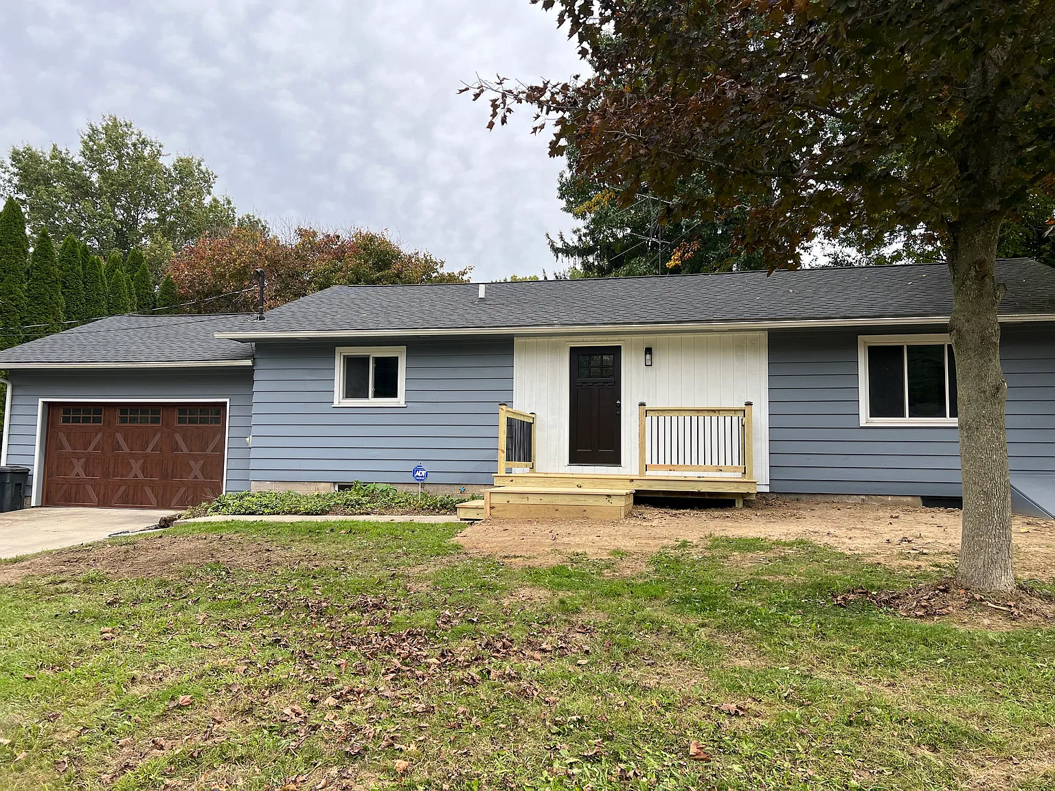 2 bed, 1100 sqft, $1,800 — Photo 2