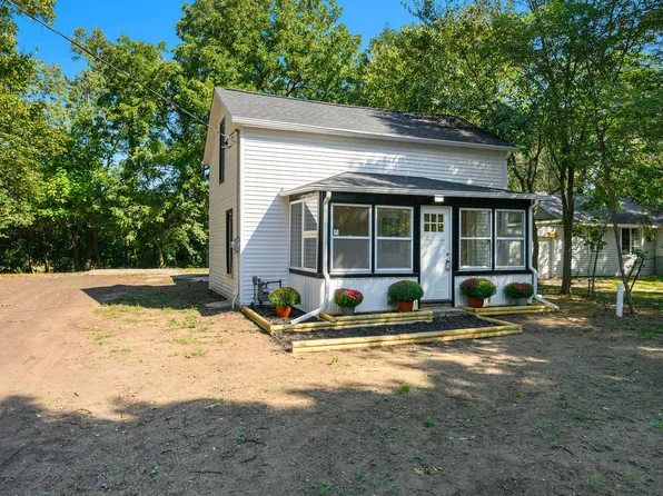 624 Nicholson St, Otsego, MI 49078