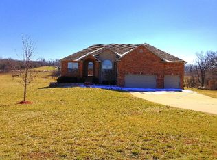 7415 Persimmon Ct, Willard, MO 65781