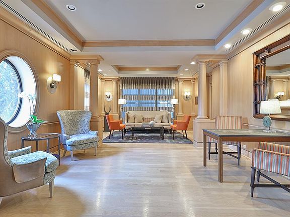4th image of 2121 Alpine Pl Unit 1103