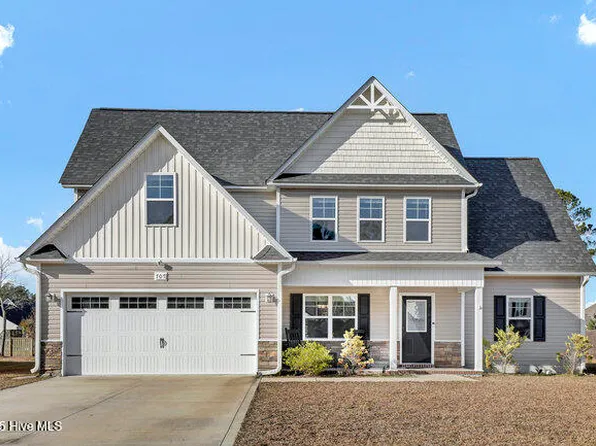 707 Crystal Cove Court, Sneads Ferry, NC 28460