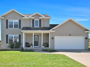 1205 Wildflower Dr, Holt, MI 48842