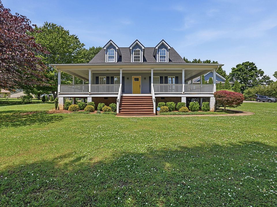 1st image of 2036 Hickory Valley Rd