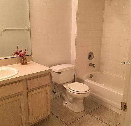 4th image of 2485 Saint Augustine Blvd