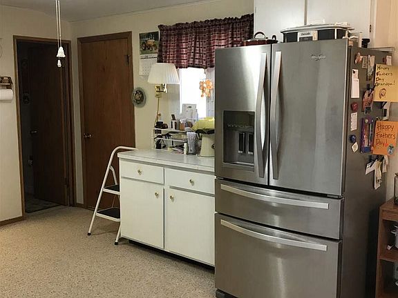 5th image of 28747 Westbrook St