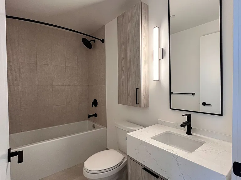 91 Montclair Ave #908 — Photo 7