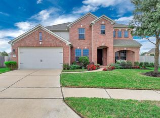 823 Harbor Lakes Ln, Katy, TX 77494