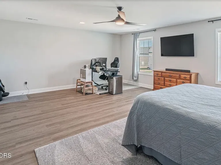 114 Songberry St — Photo 8