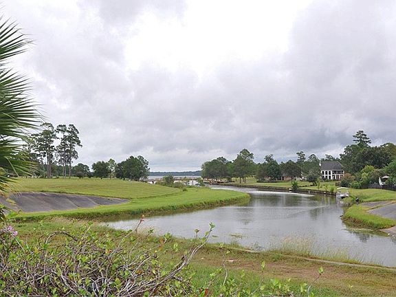 5th image of 8426 Trophy Place Dr