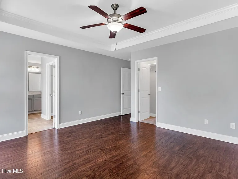 8530 Jadewood Dr — Photo 15