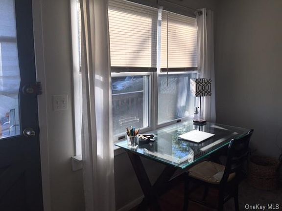5th image of 33 Terrace Pl #1