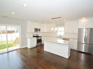 45 Sagamore Rd, Island Park, NY 11558