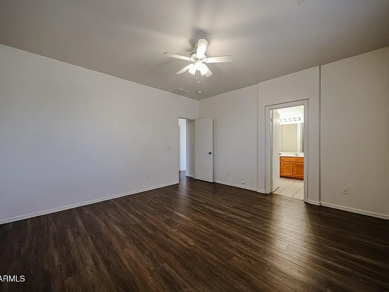 6307 S 69th Gln — Photo 15
