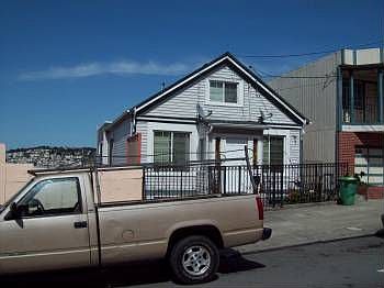 2nd image of 1158 Jamestown Ave