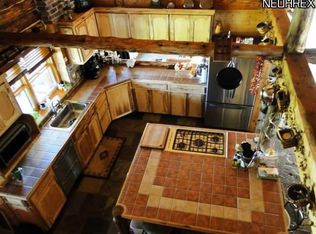 4703 State Route 212 NE, Mineral City, OH 44656