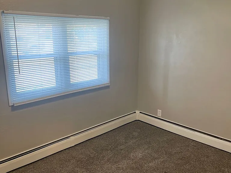 Heritage Apartments — Photo 21
