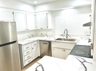507 W Mesa Ave APT A, Clovis, CA