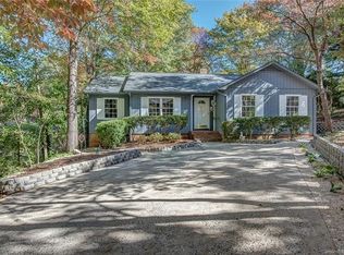 1506 Edinburgh Dr, Gastonia, NC 28054