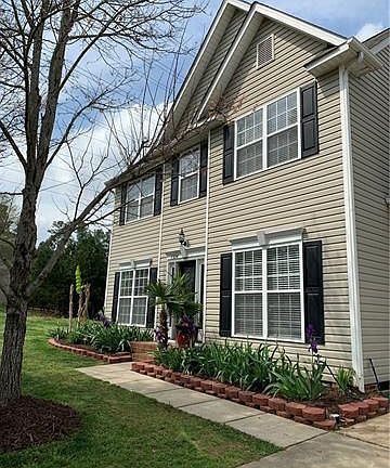 2nd image of 7224 Cascading Pines Dr