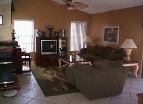Living Room w/fireplace