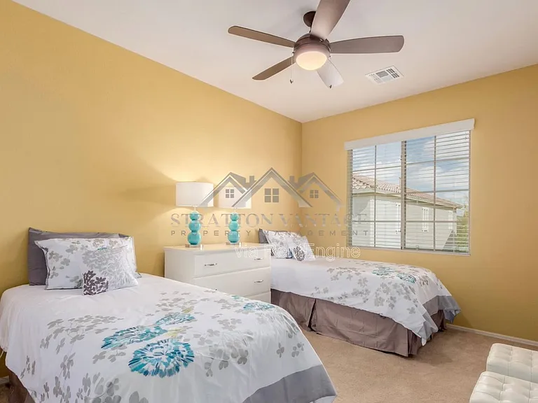 4467 E Remington Dr — Photo 19