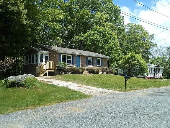 2nd image of 70 Crestwood Dr
