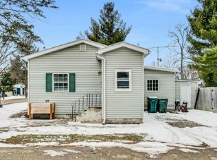 W1270 Poinsetta Rd, Genoa City, WI 53128