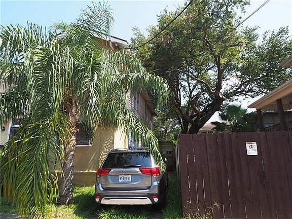 2nd image of 5509-11 Cucullu St