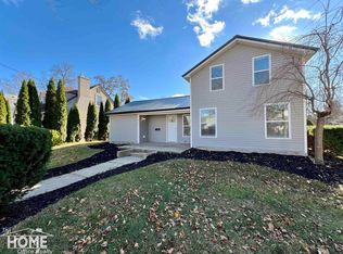 311 W State St, Corunna, MI