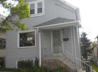 1942 S 6th St, Milwaukee, WI 53204