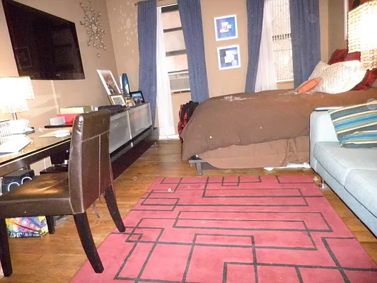 Rented by John O'Kelly Real Estate | media 25