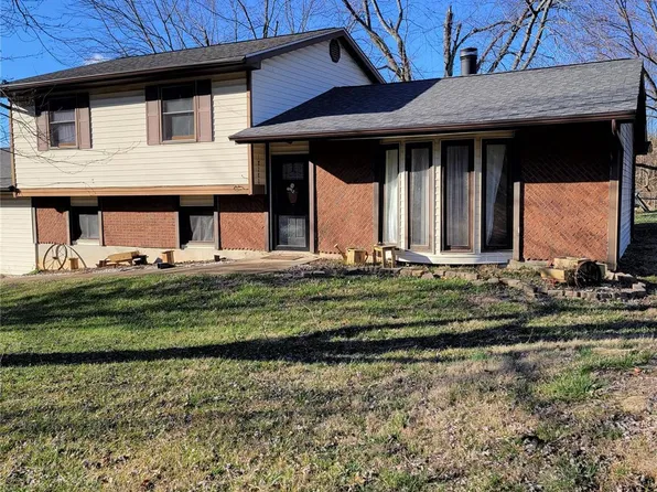 18280 Wallis Dr, Sainte Genevieve, MO 63670