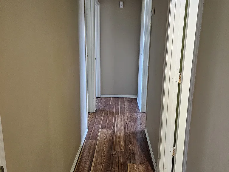 2209 NE 88th St — Photo 14