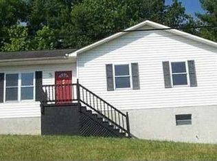 509 Woodhaven St, Lenoir, NC 28645