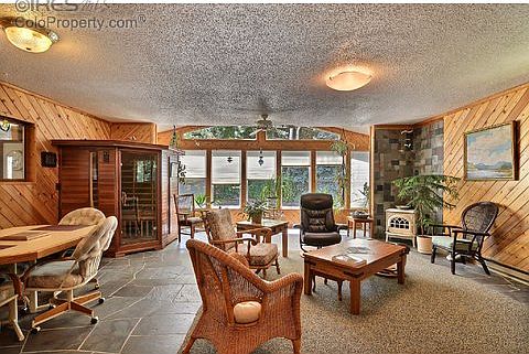 4th image of 2498 51st Ave