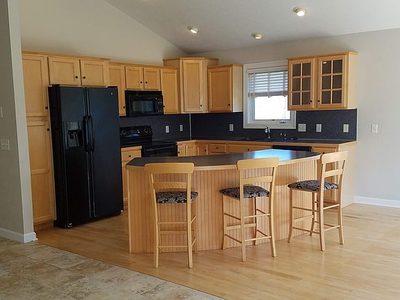 5th image of 9796 Jane Dr