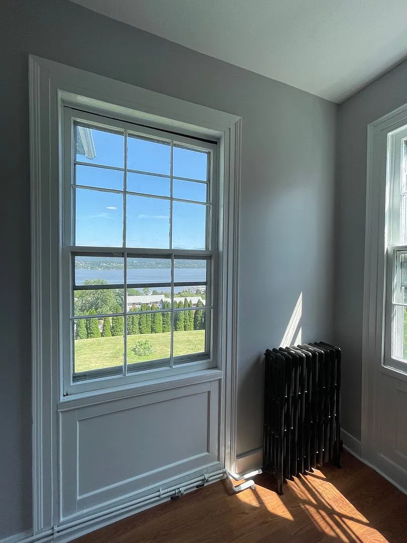 160 Grand St. — Photo 1