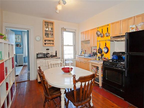 3rd image of 781 Union St APT 4R