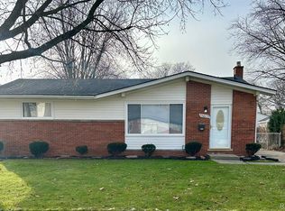 31603 Fonville St, Livonia, MI 48152