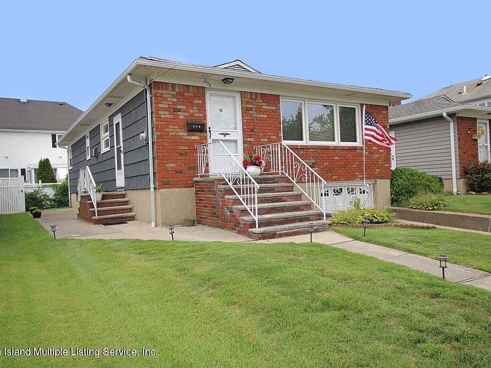 1st image of 238 Collfield Ave