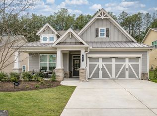 565 Timberbrook Dr, Sharpsburg, GA