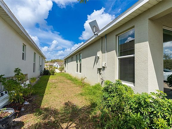 5th image of 802 Friendship Cir