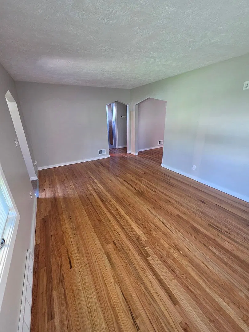 4 bed, 2 bath, 1 car garage with a fenced in backyard! — Photo 2