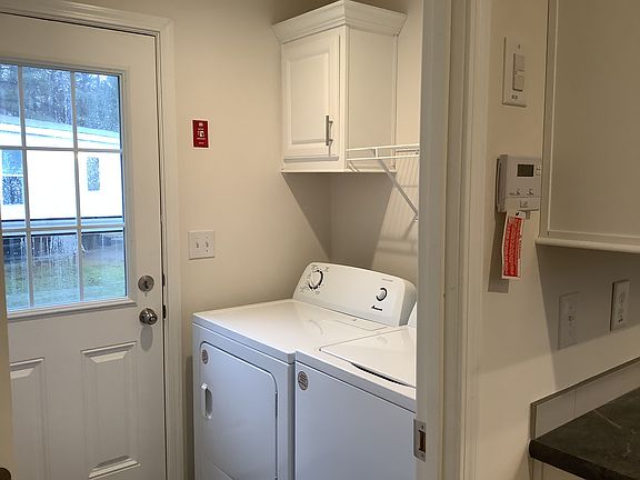 4th image of 979 Essex St Lot 450-215