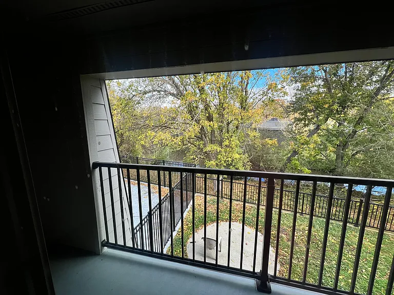 1140 S Colorado Ave — Photo 17