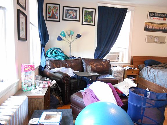 5th image of 1850 Commonwealth Ave APT 26C